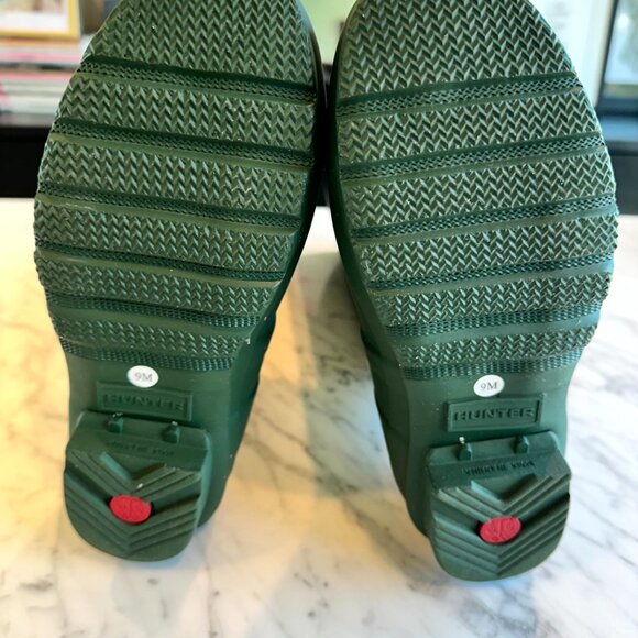 NWOT Hunter Original Tall Rain Boot - Size 9 - Hunter Green - Picture 6 of 9